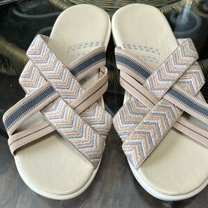 Super Comfortable Sandals (8.5)